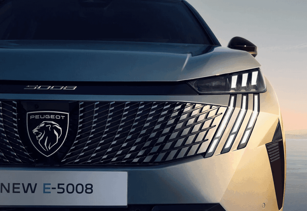 peugeot e-5008