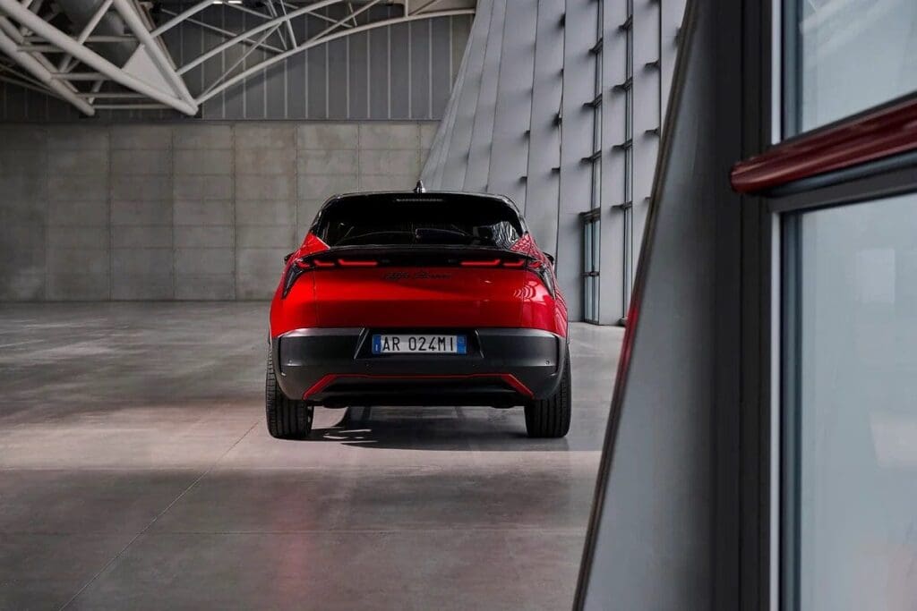 Alfa Romeo Milano 2024