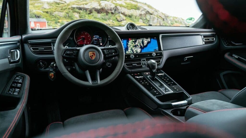 Porsche Macan 2024