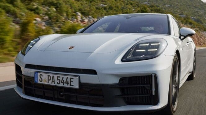 porsche panamera 4 E-Hybrid 2024