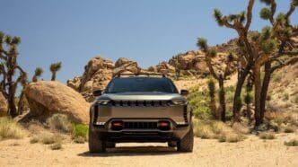 Jeep Wagoneer S Trailhawk terenowy SUV elektryczny 4xe