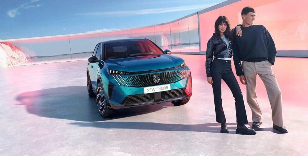 Peugeot E-3008 i 3008 HYBRID cena