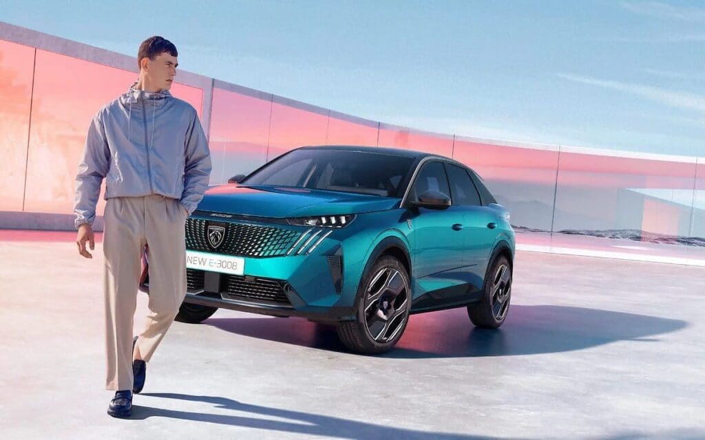 Peugeot E-3008 i 3008 HYBRID cena