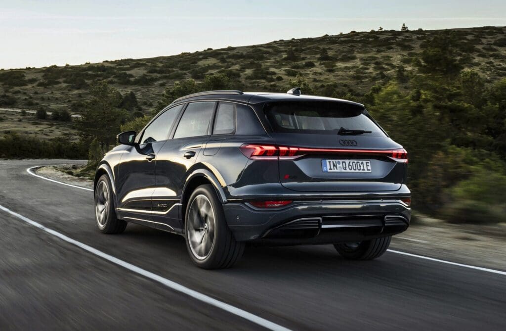 Nowe elektryczne Audi Q6 e-tron SQ6 e-tron wygląd