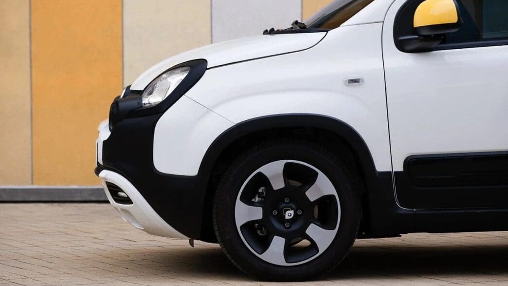fiat panda hybrid 70 KM technologia android auto
