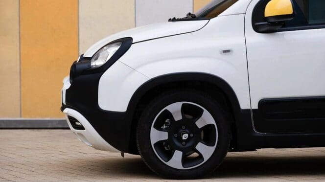 fiat panda hybrid 70 KM technologia android auto