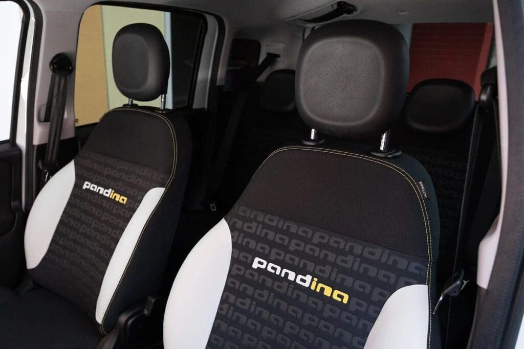fiat panda hybrid 70 KM technologia android auto