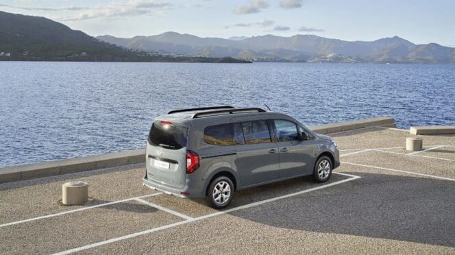 7-osobowy Nissan Townstar Combi