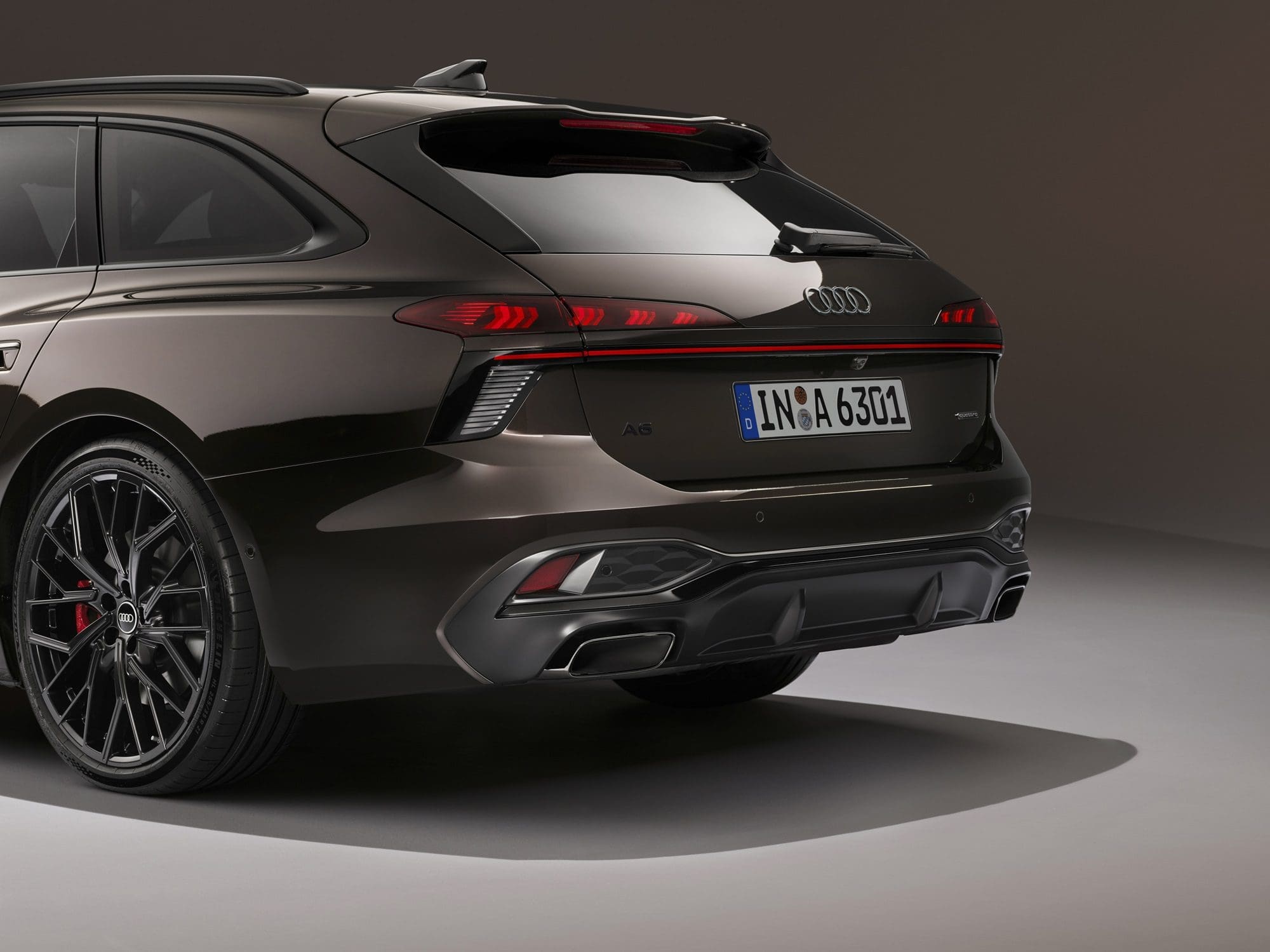 Luxus 2023 Audi A6 Kombi Bilder