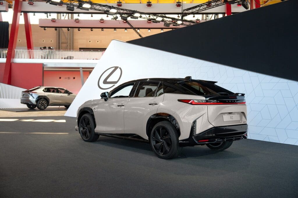nowe modele Lexusa