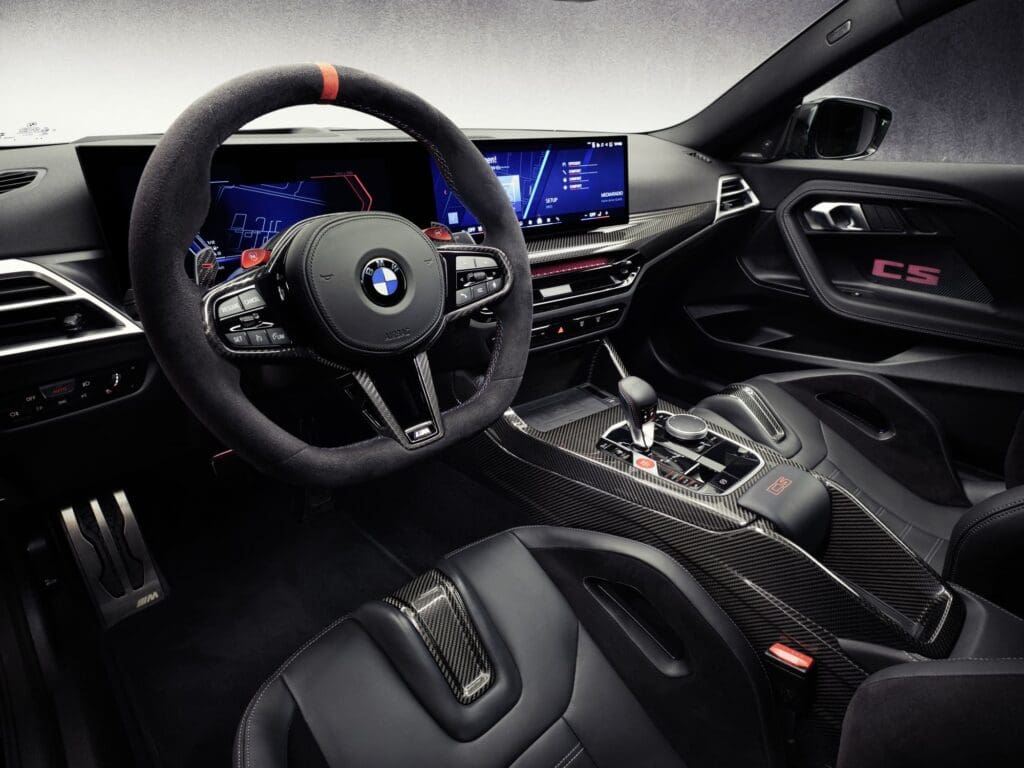 Wnętrze, cena BMW M2 CS
