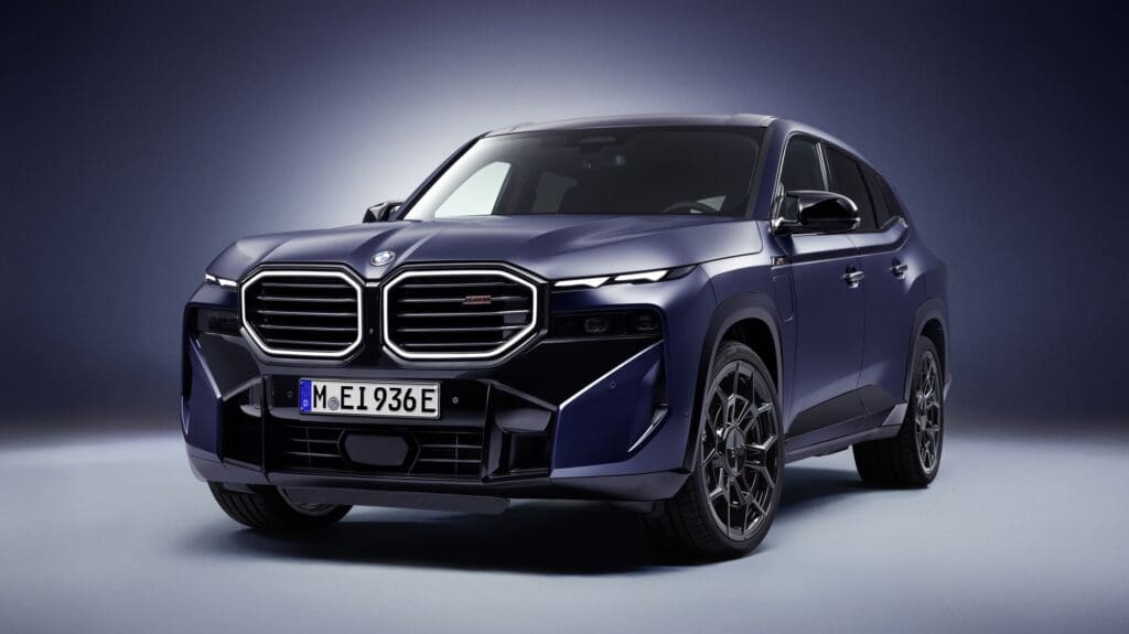 BMW XM Label M HYBRID 748 KM