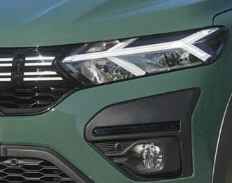 Dacia C-Neo na zdjęciu