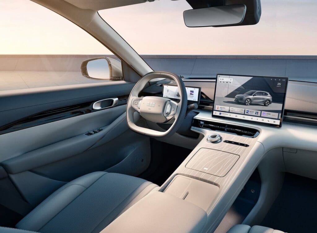 Elektryczny SUV Geely EX5, wnętrze
