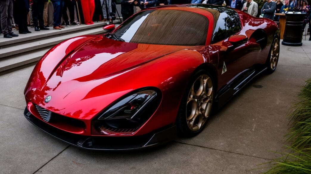 kolekcjonerski model Alfa Romeo 33 Stradale