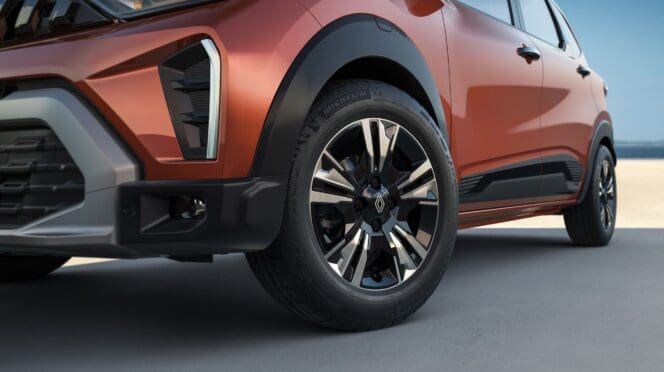 Nowy Renault Triber 2025