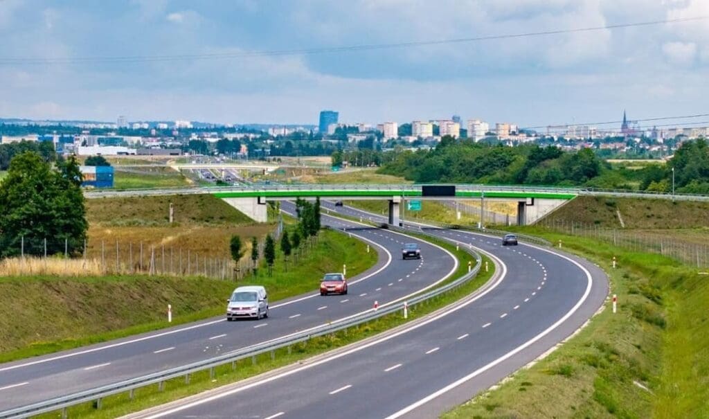 zachowaj odstęp między pojazdami