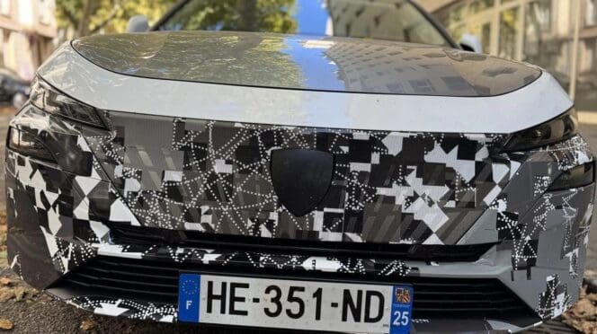 nowy Peugeot 308 na zdjęciach