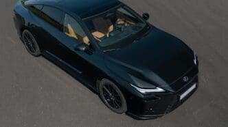zamówienia na nowego Lexusa ES 300h