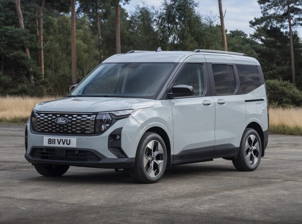 elektryczny Ford E-Tourneo Courier