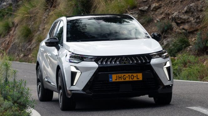 przedsprzedaż Mitsubishi Grandis 2026