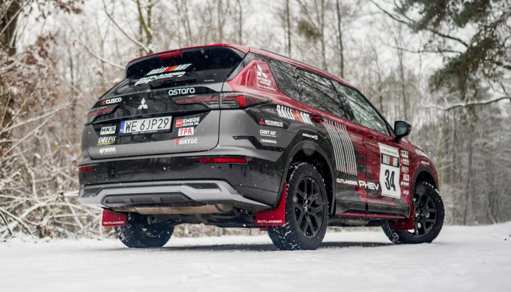 rodzinny SUV Mitsubishi Outlander