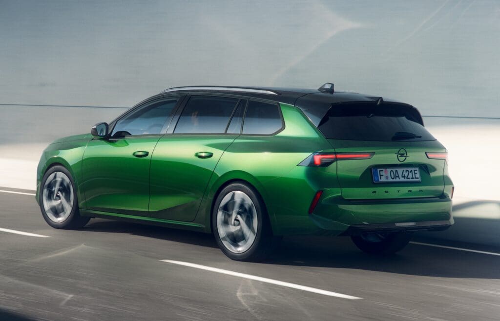 Nowy Opel Astra Sports Tourer