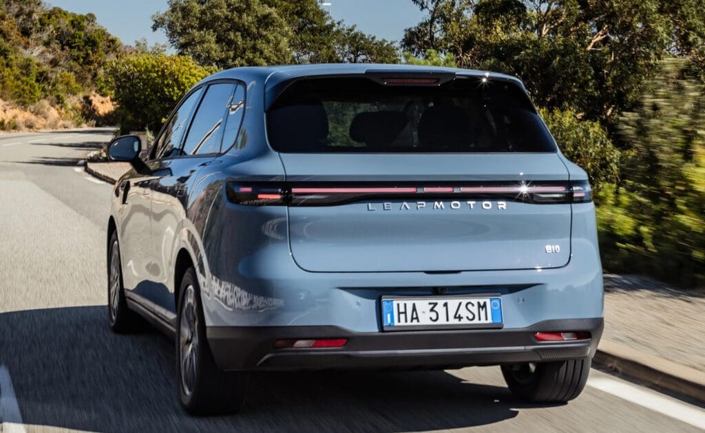 rusza sprzedaż B10 Hybrid EV