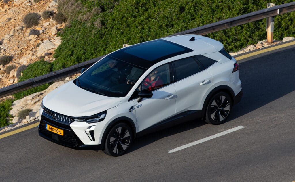 hybrydowy SUV Mitsubishi Grandis