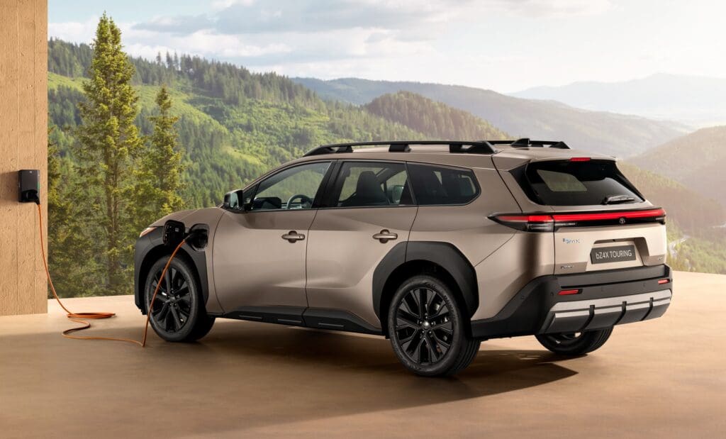 wersje Toyoty bZ4X Touring