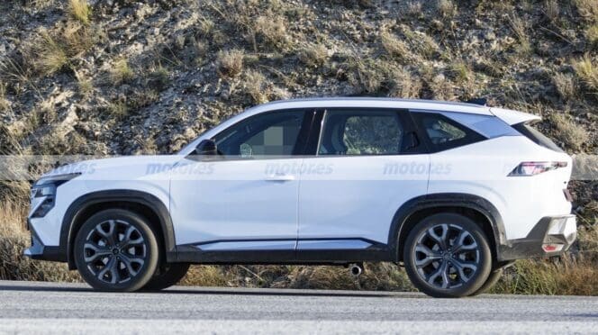 hybrydowy Renault Boreal 4x4