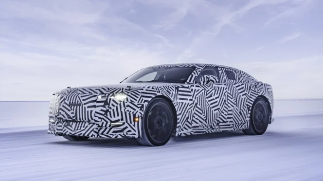 Nowy Jaguar GT zaskakuje wyglądem.