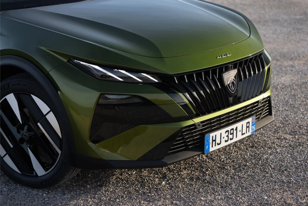 peugeot 408 po liftingu