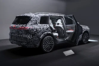 Audi q9 luksusowy suv wnętrze panoramiczny dach