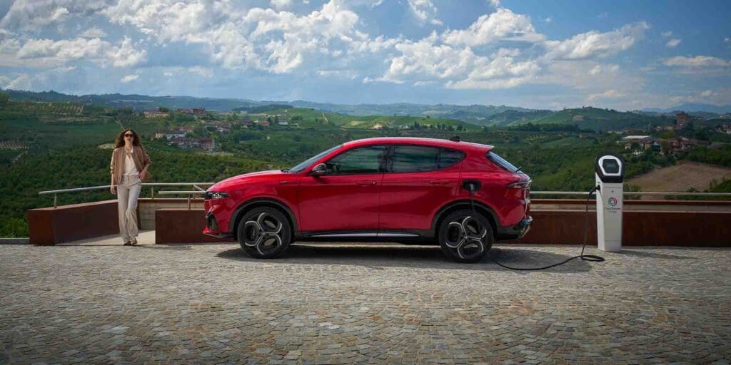 alfa romeo tonale plug-in hybrid ładowanie
