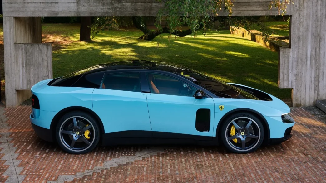 Ferrari Luce elektryczne GT