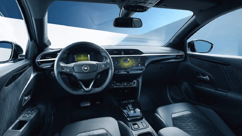 opel corsa 2023 wnętrze