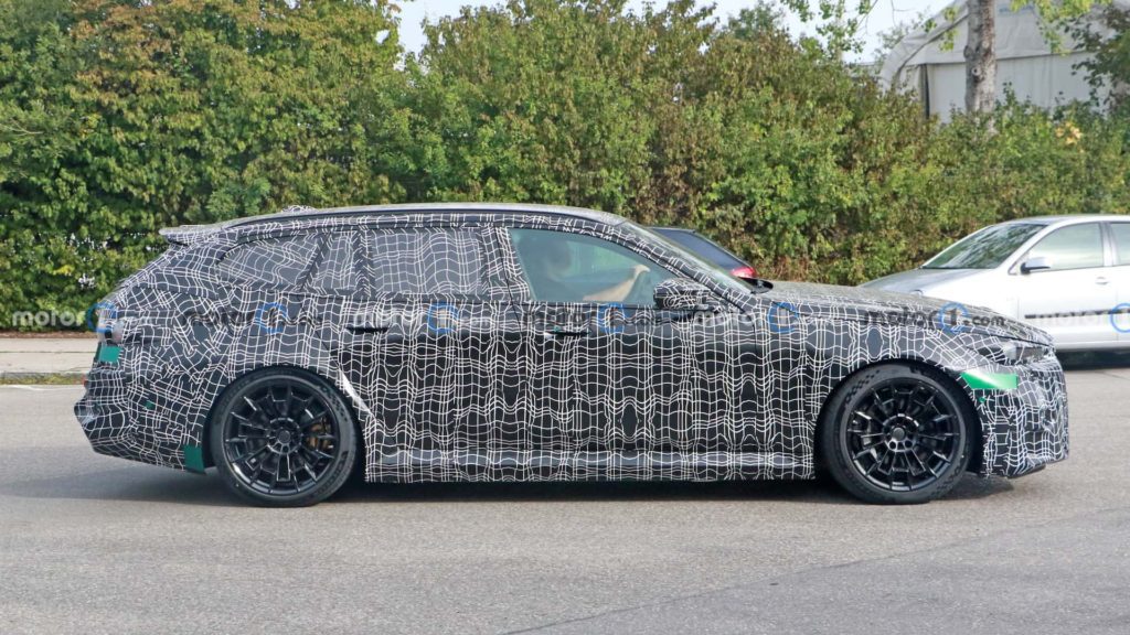 BMW M5 Touring 2024