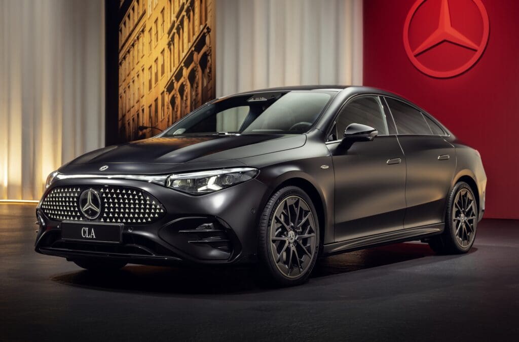 hybrydowy Mercedes CLA 2025