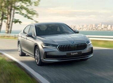 Skoda Superb Liftback 2025