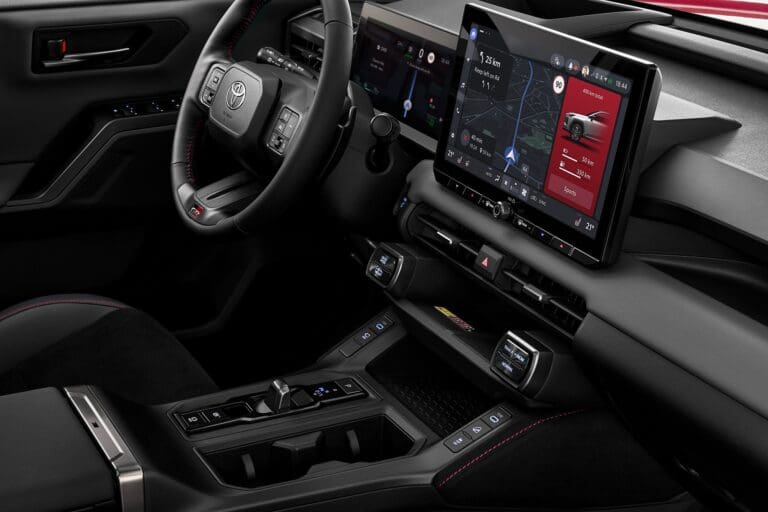 nowy system operacyjny Toyota Arene