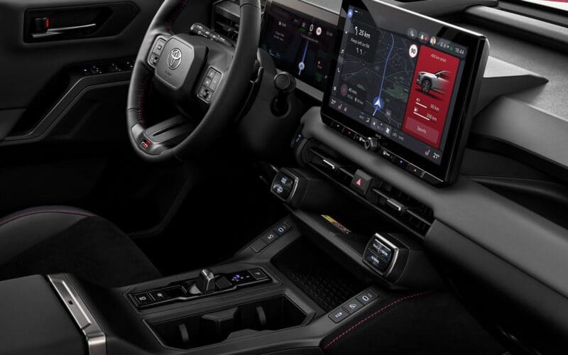 nowy system operacyjny Toyota Arene