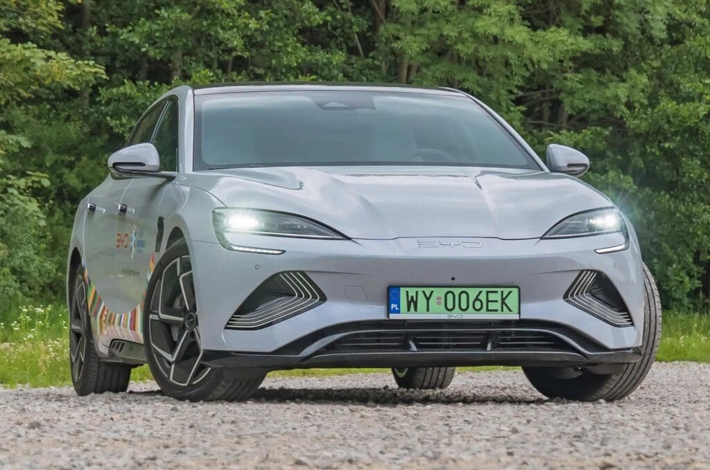 chińskie hybrydowe auta plug-in