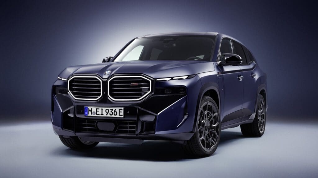BMW XM Label M HYBRID 748 KM