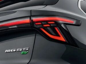 nowy SUV MGS5 EV 2025