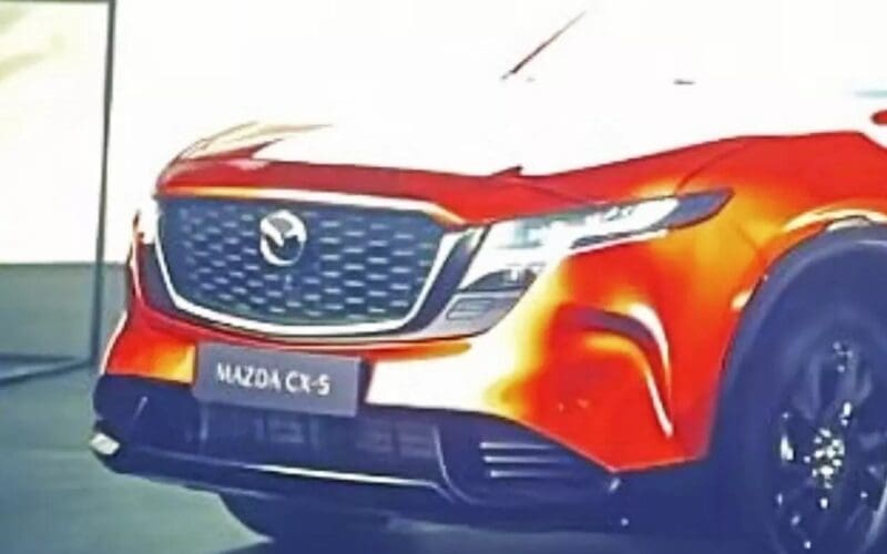 Nowa Mazda CX-5 na zdjęciu