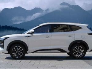 Nowy JAC JS8 PRO