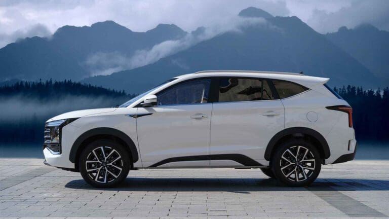 Nowy JAC JS8 PRO