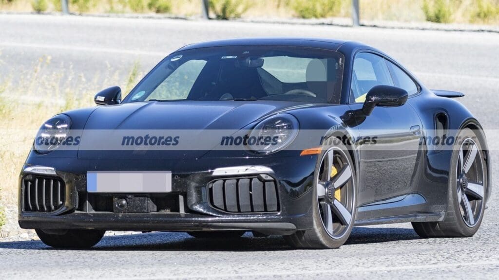 zdjęcia nowego Porsche 911 Turbo