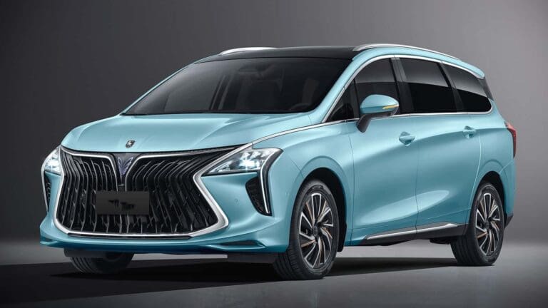 Forthing 4 PHEV